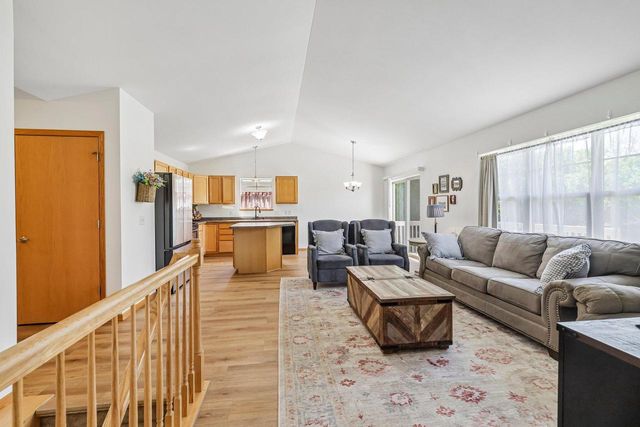 3289 Pleasant STREET, Sun Prairie, WI 53590