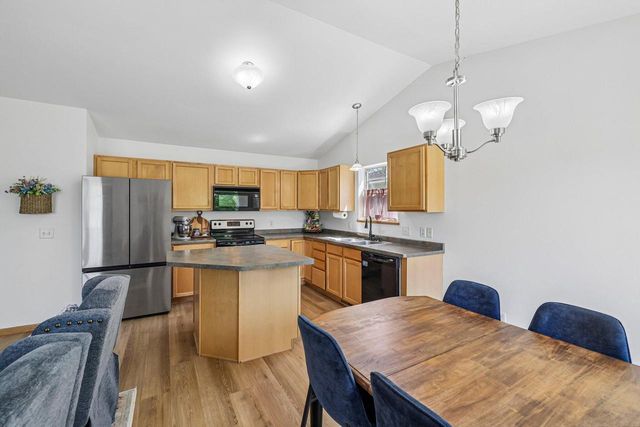 3289 Pleasant STREET, Sun Prairie, WI 53590