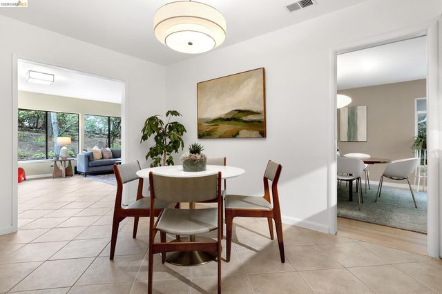 4310 Turner Ave, Oakland, CA 94605