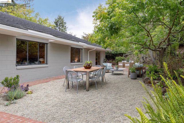 4310 Turner Ave, Oakland, CA 94605