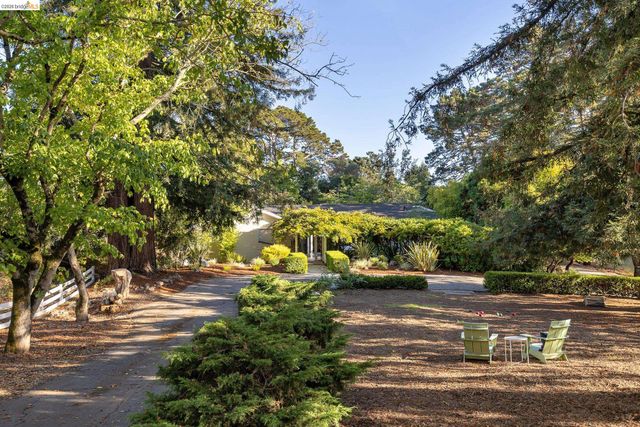 4310 Turner Ave, Oakland, CA 94605