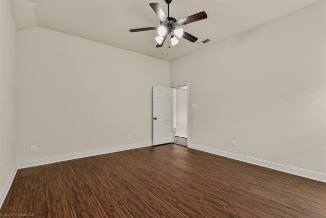 144 Birdsong Lane, Terrell, TX 75160