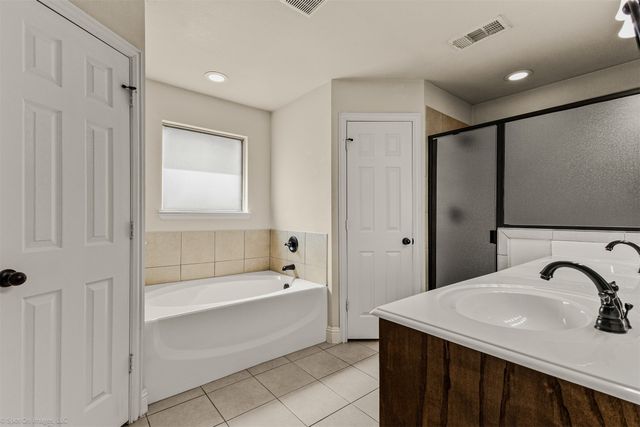 144 Birdsong Lane, Terrell, TX 75160