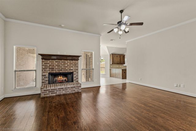 144 Birdsong Lane, Terrell, TX 75160