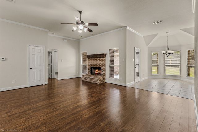 144 Birdsong Lane, Terrell, TX 75160