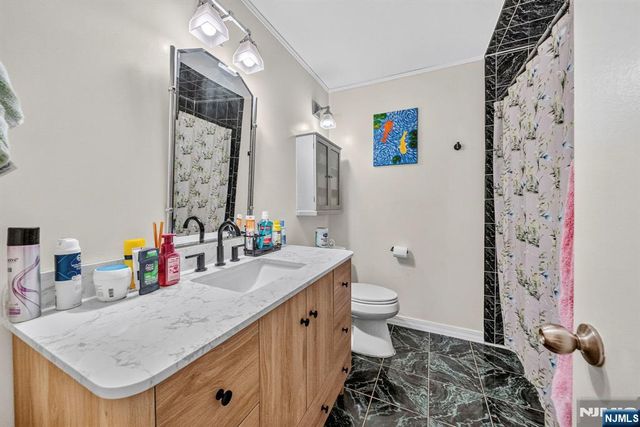 121 Country Club Drive 10, Union, NJ 07083