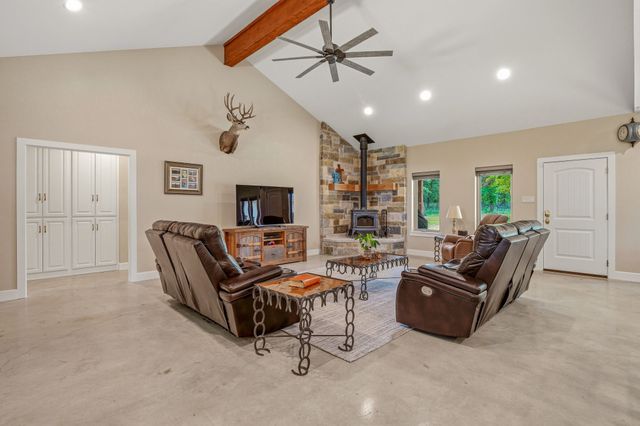 6360 County Road 180, Stephenville, TX 76401