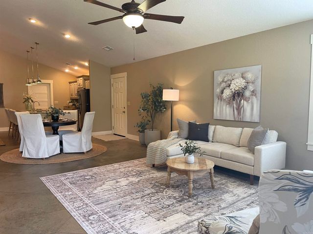 101 Cottage Loop, Heber Springs, AR 72543