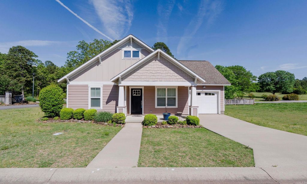 101 Cottage Loop, Heber Springs, AR 72543