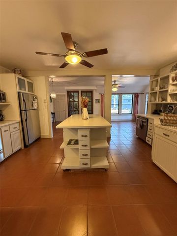 363 Porter RD, Bastrop, TX 78602