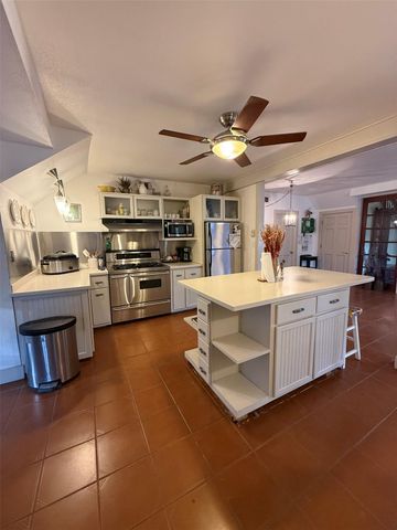 363 Porter RD, Bastrop, TX 78602