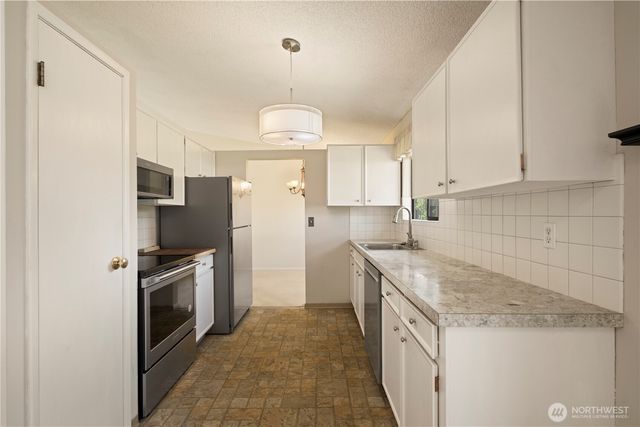 1932 SE 17th Court, Renton, WA 98055