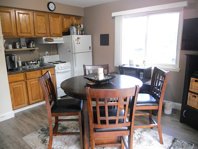 8214 Farnum Avenue, Warren, MI 48093