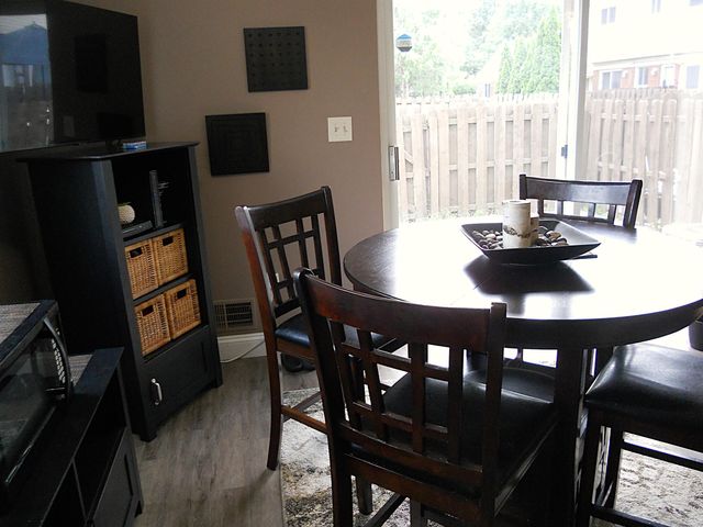 8214 Farnum Avenue, Warren, MI 48093