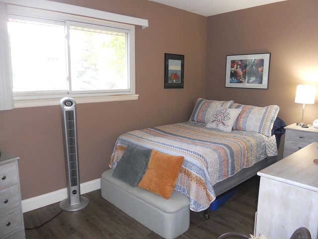 8214 Farnum Avenue, Warren, MI 48093