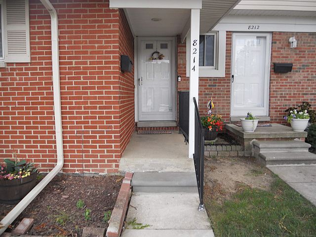 8214 Farnum Avenue, Warren, MI 48093