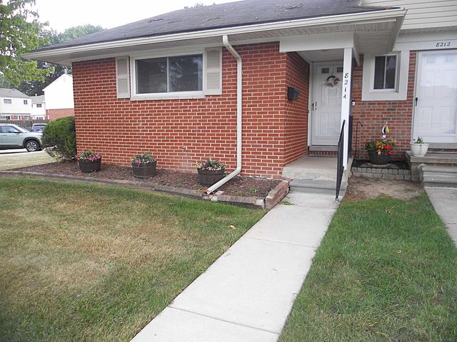 8214 Farnum Avenue, Warren, MI 48093