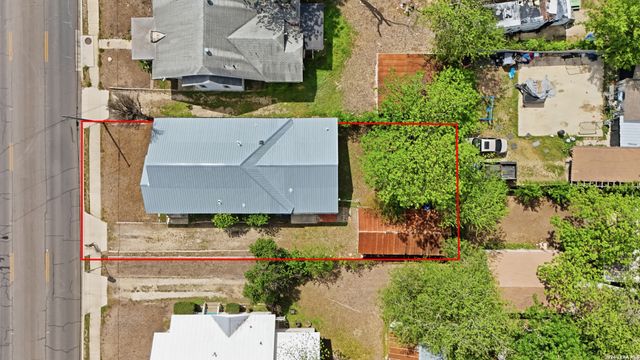 2437 E Houston St, San Antonio, TX 78202