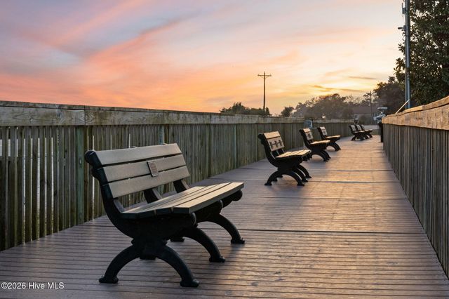 2262 W Tanglewood Drive SW, Supply, NC 28462