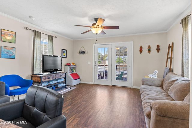 2262 W Tanglewood Drive SW, Supply, NC 28462