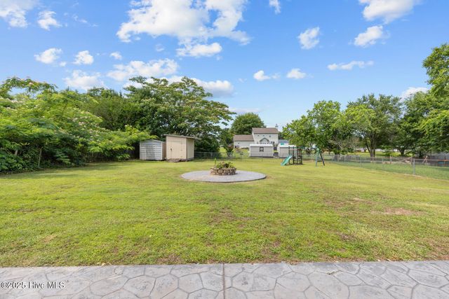 213 Cantle Court, Jacksonville, NC 28540