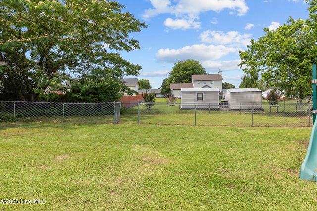 213 Cantle Court, Jacksonville, NC 28540