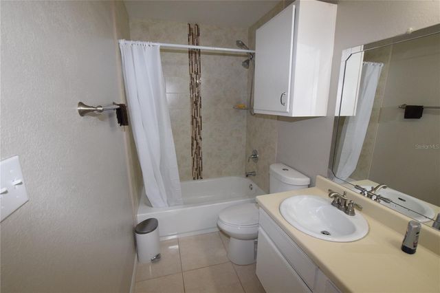5533 CHRISHIRE WAY F201, Orlando, FL 32822