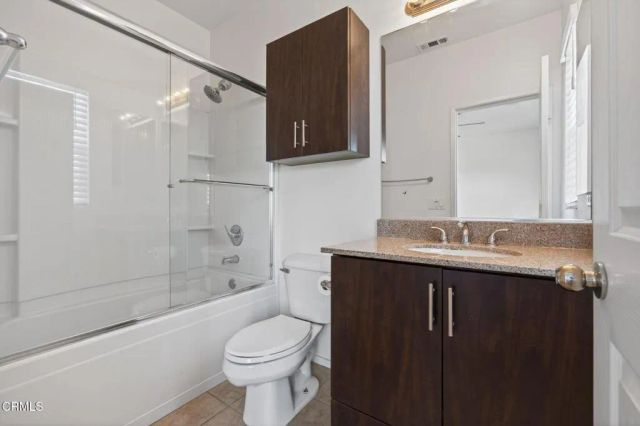 2715 Smokey Mountain Drive, Oxnard, CA 93036