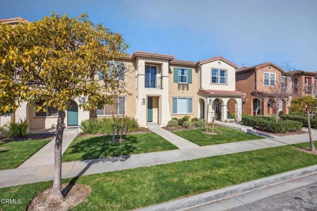 2715 Smokey Mountain Drive, Oxnard, CA 93036