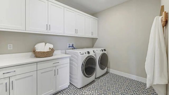 24328 Corte Cambur, Valencia, CA 91354