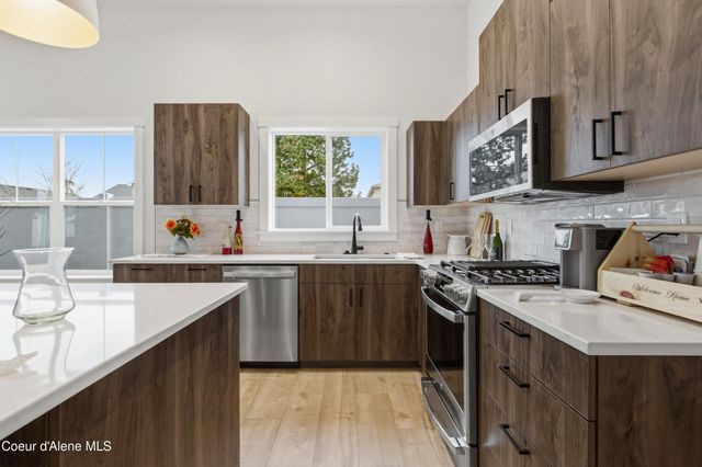 7322 N Breaux Dr, Coeur D'alene, ID 83815