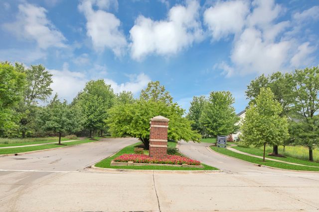 3848 Valhalla Drive, Elgin, IL 60124