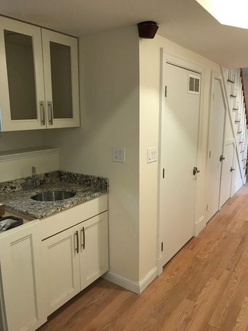 156 Hampshire Street 1, Cambridge, MA 02139