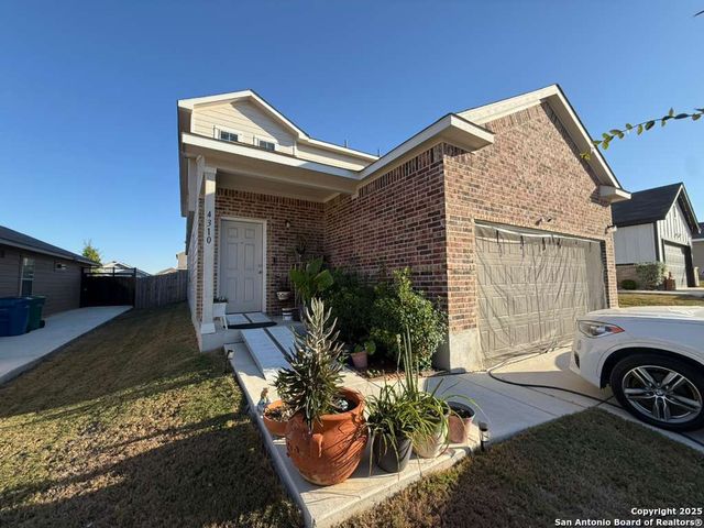4310 Brigadier, Converse, TX 78109