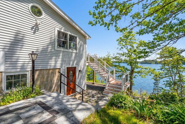 185 Sandy Beach Road, Plymouth, MA 02360