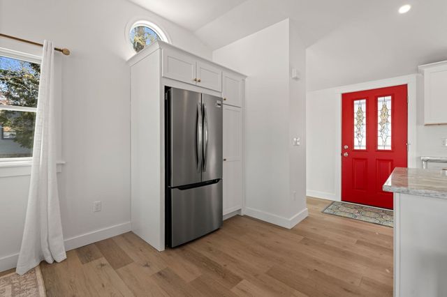 185 Sandy Beach Road, Plymouth, MA 02360