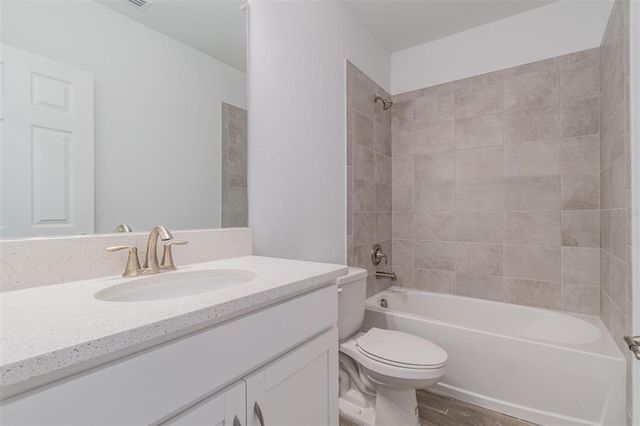 9872 LAST LIGHT GLEN, Parrish, FL 34219
