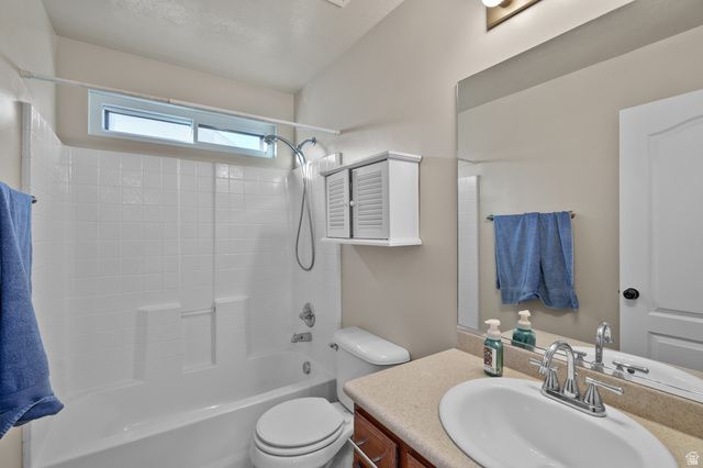 7692 N DECRESCENDO DR, Eagle Mountain, UT 84005