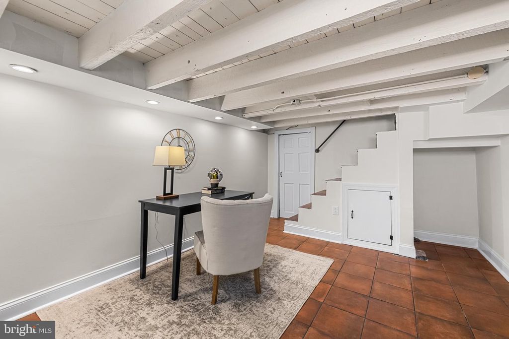 Image 23 of property listing at 1405 COVINGTON ST, Baltimore, MD 21230