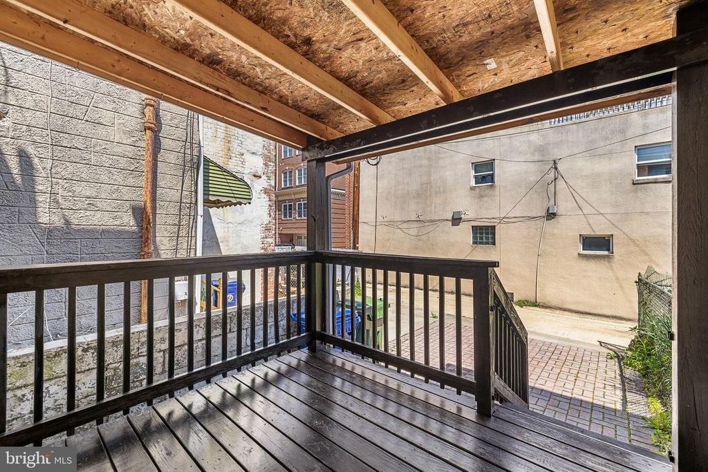 Image 24 of property listing at 1405 COVINGTON ST, Baltimore, MD 21230