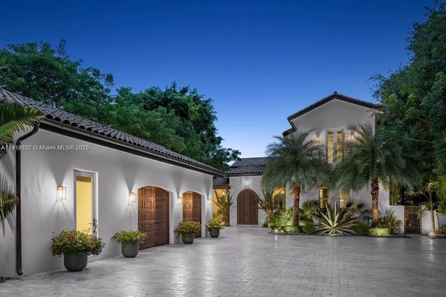 12650 SW 77th Ave, Pinecrest, FL 33156