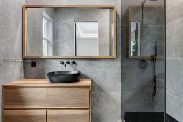 12650 SW 77th Ave, Pinecrest, FL 33156