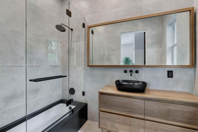 12650 SW 77th Ave, Pinecrest, FL 33156