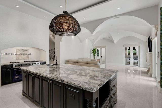 12650 SW 77th Ave, Pinecrest, FL 33156