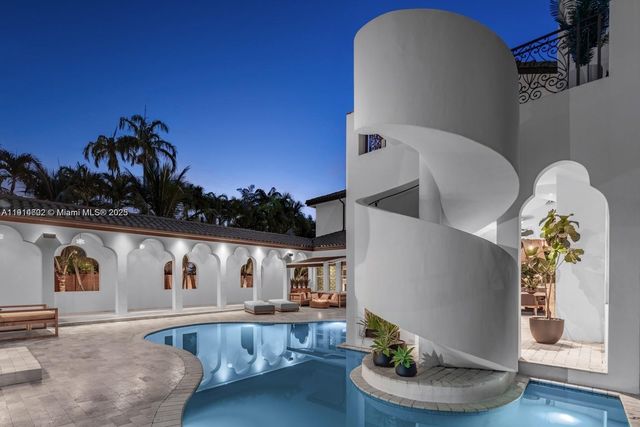 12650 SW 77th Ave, Pinecrest, FL 33156