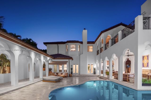 12650 SW 77th Ave, Pinecrest, FL 33156