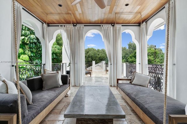 12650 SW 77th Ave, Pinecrest, FL 33156