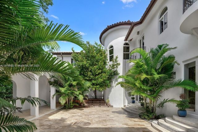 12650 SW 77th Ave, Pinecrest, FL 33156