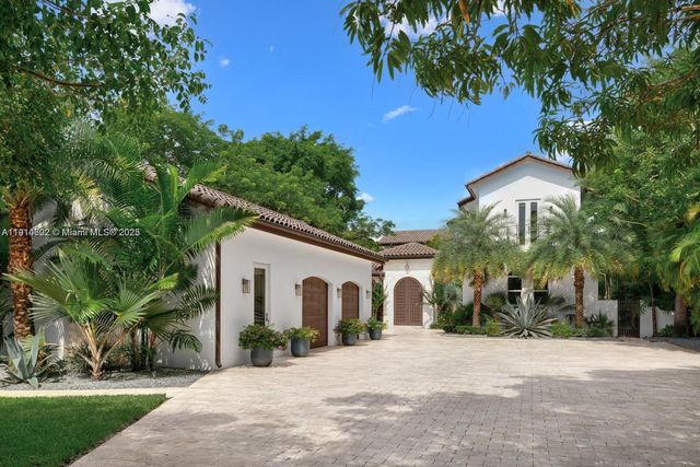 12650 SW 77th Ave, Pinecrest, FL 33156