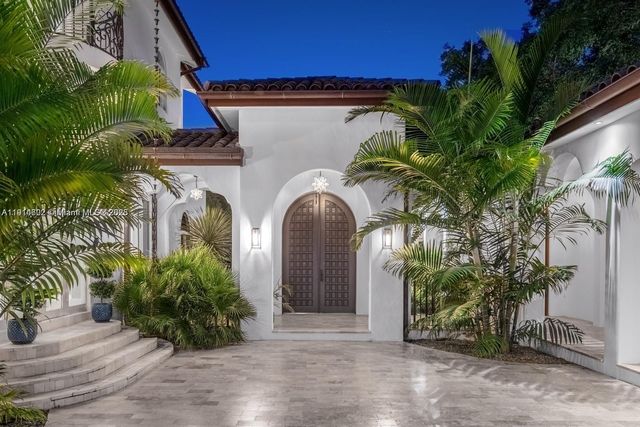 12650 SW 77th Ave, Pinecrest, FL 33156